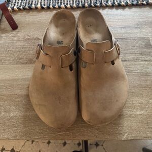 Birkenstock Men's Tan Boston Clogs